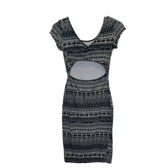 Boho mini dress criss cross open back small stretchy bodycon dress pattern - Picture 2 of 5